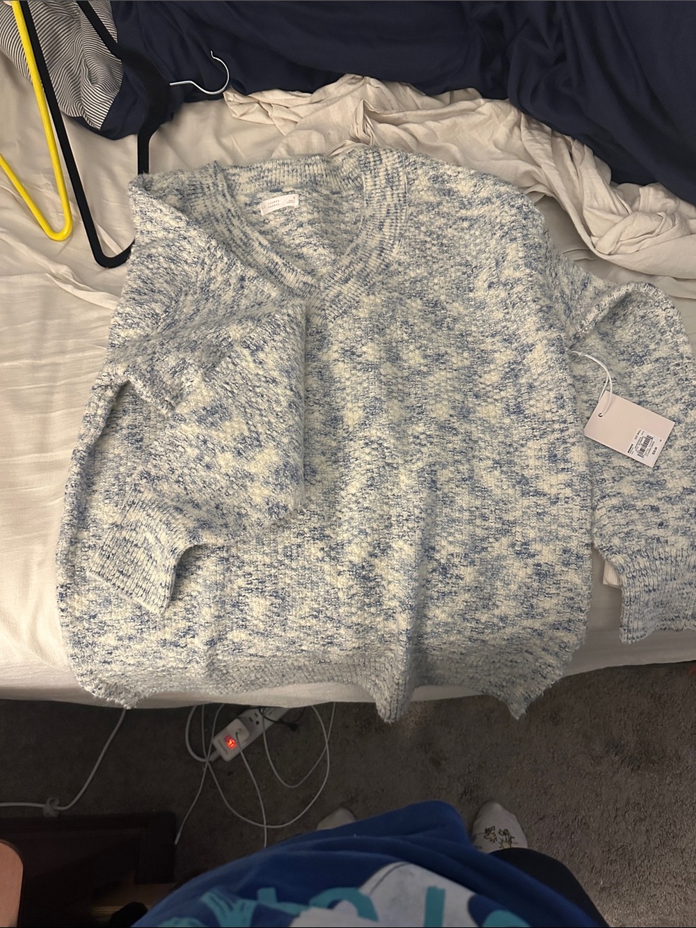 LC Lauren Conrad Marled Light Blue & White V-Neck Sweater